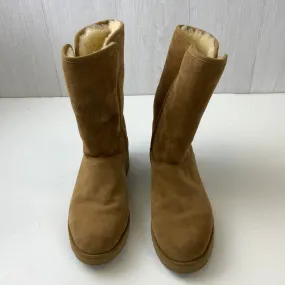 Boots Designer By Ugg  Size: 8