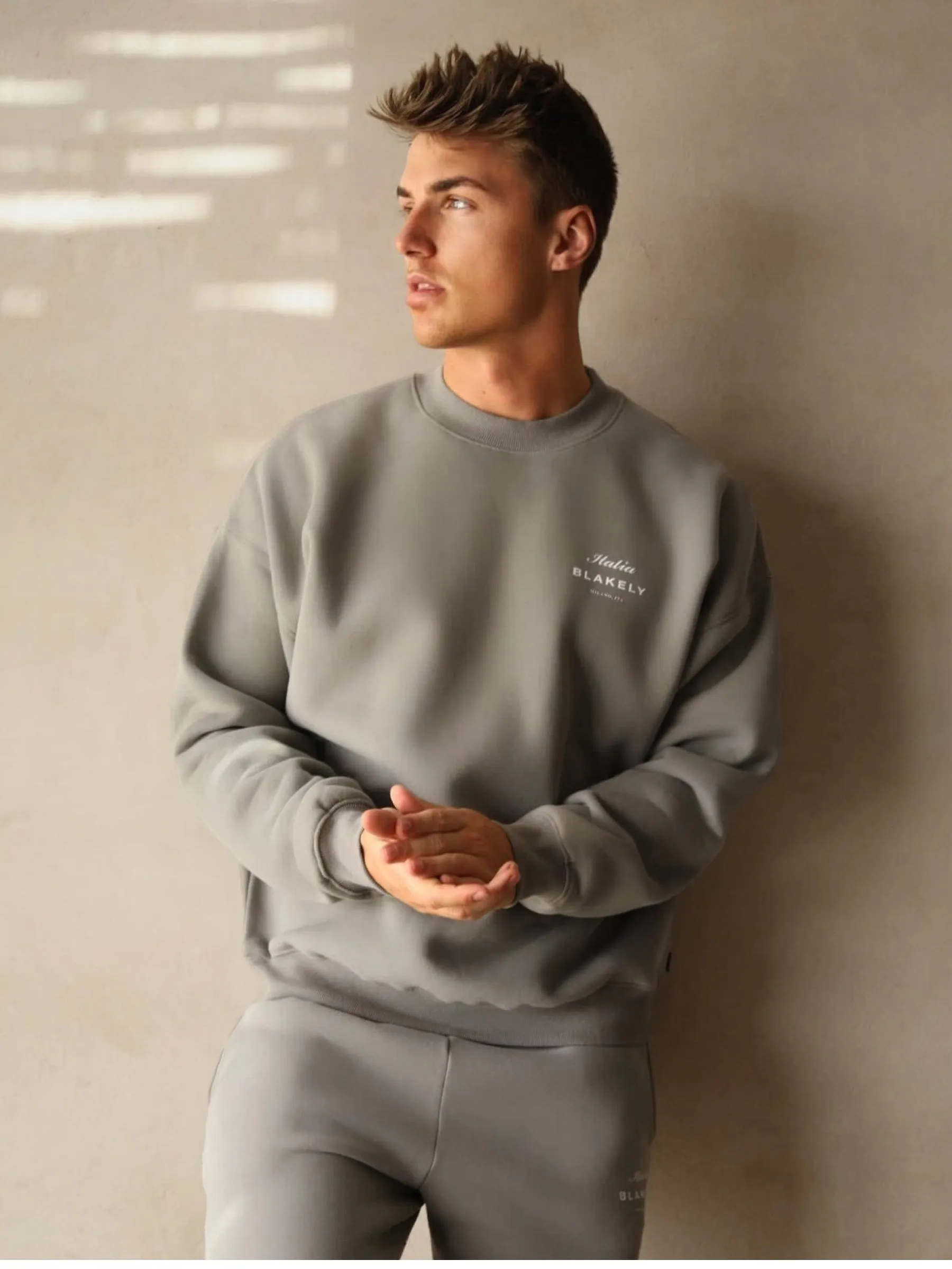 Italia Relaxed Jumper - Stone Grey