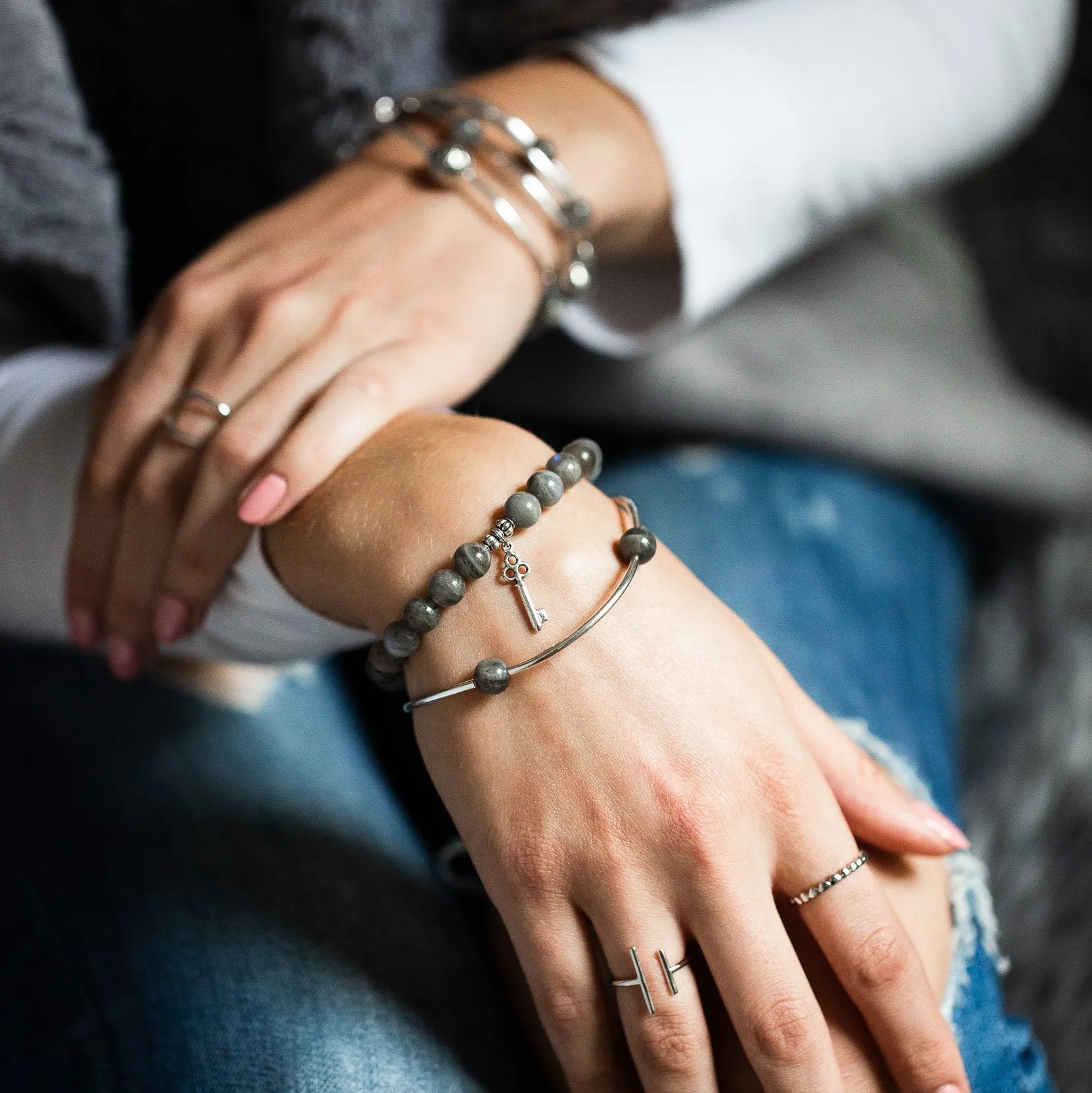 Shell | Stone Beaded Charm Bracelet | Amazonite - Courage