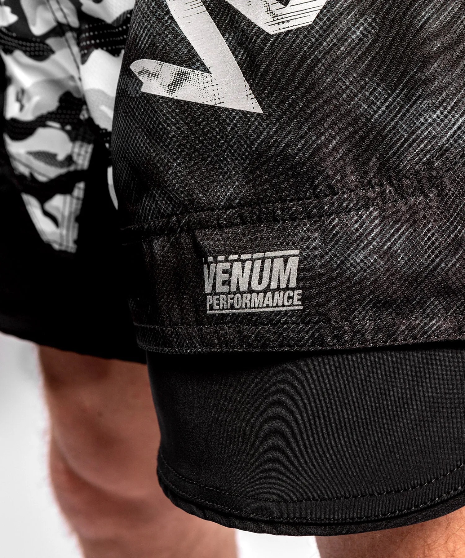 Venum Defender Fightshort - Urban Camo