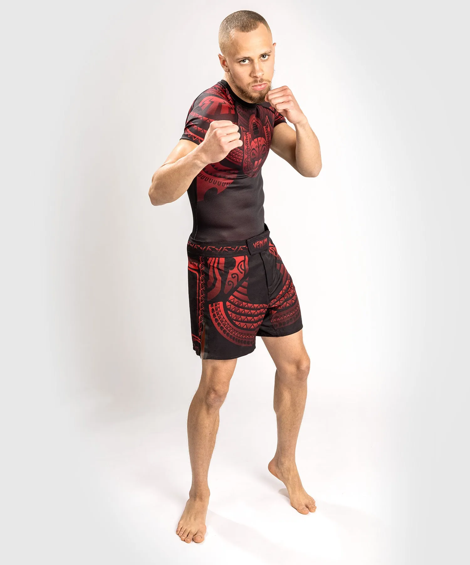 Venum Nakahi Fightshorts - Black/Red