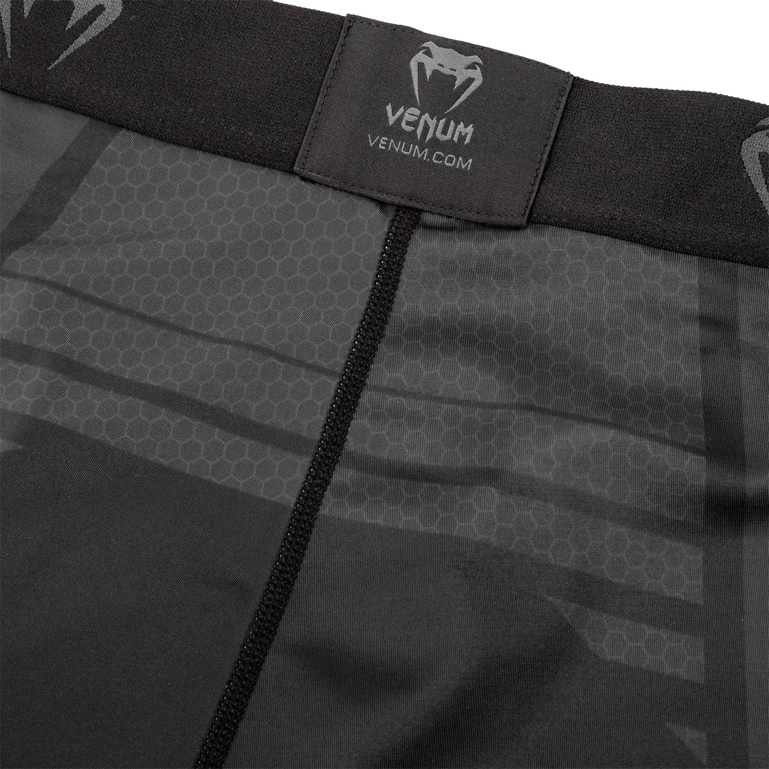 Venum Technical 2.0 Compression Shorts - Black/Black